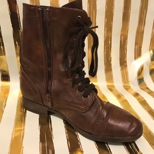 Brown boots size 8.5